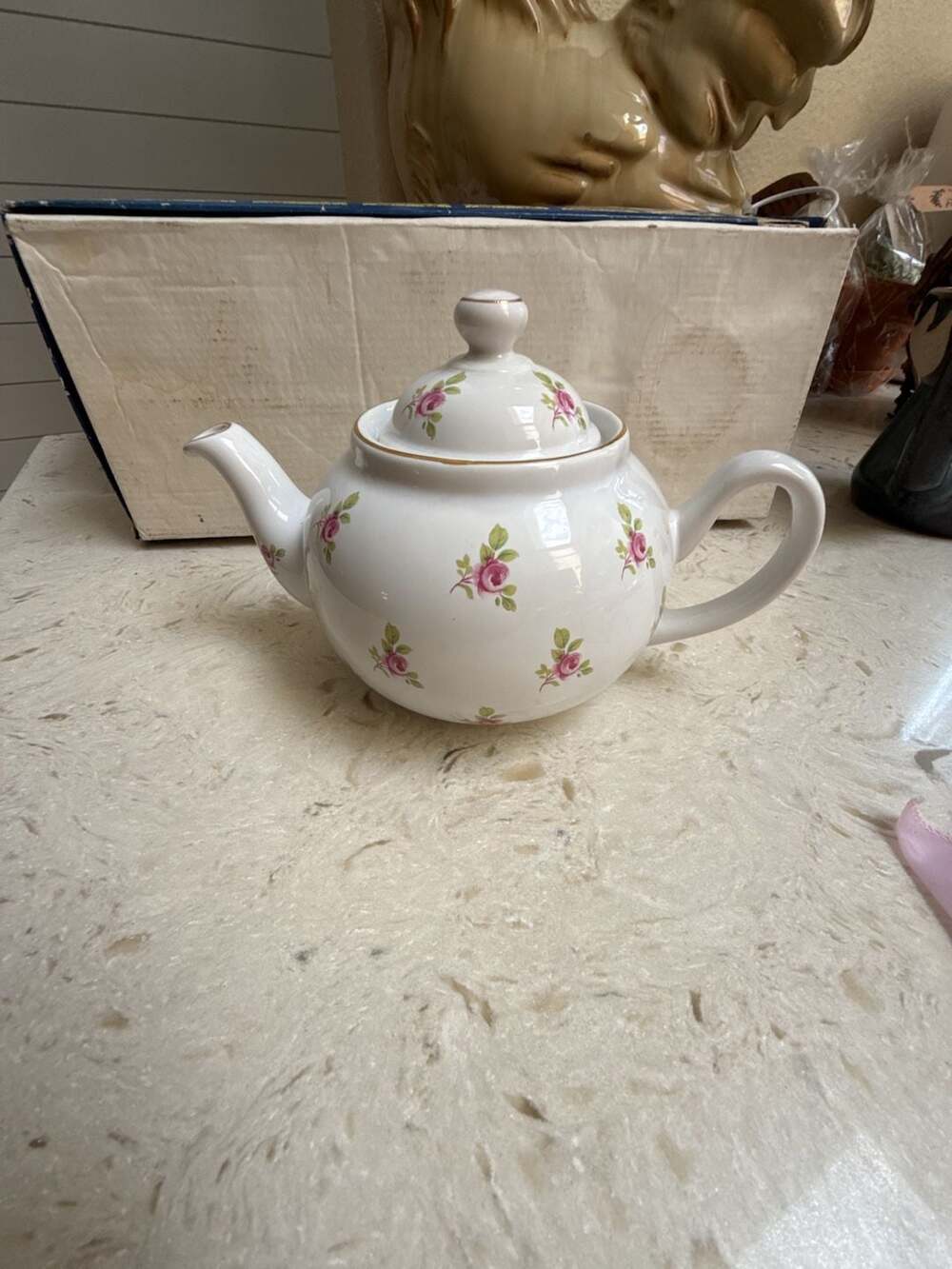 Staffordshire Collection Fine English China Pink Rose Teapot with Gold Trim